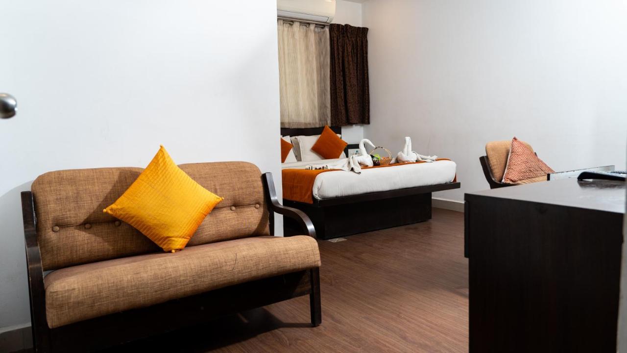 Hotel Scarlet Μπανγκαλόρ Εξωτερικό φωτογραφία