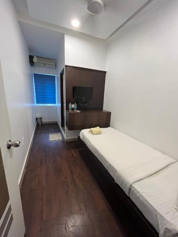 Hotel Scarlet Μπανγκαλόρ Εξωτερικό φωτογραφία